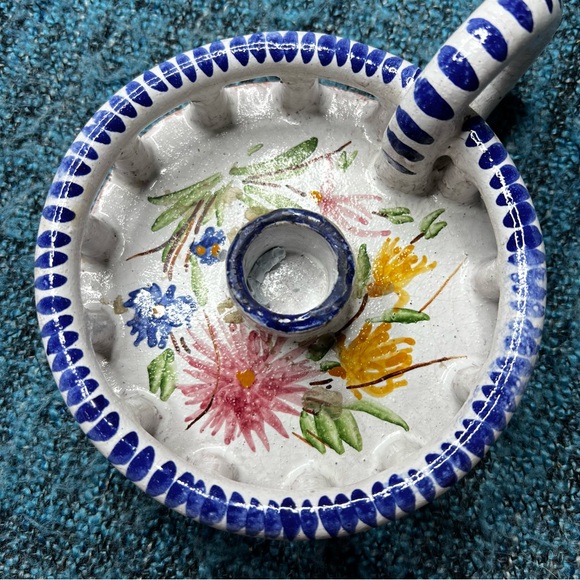 Vintage 70s Hand Painted Studio Pottery Candle Holder Finger Loop Floral Signed - Picture 3 of 13